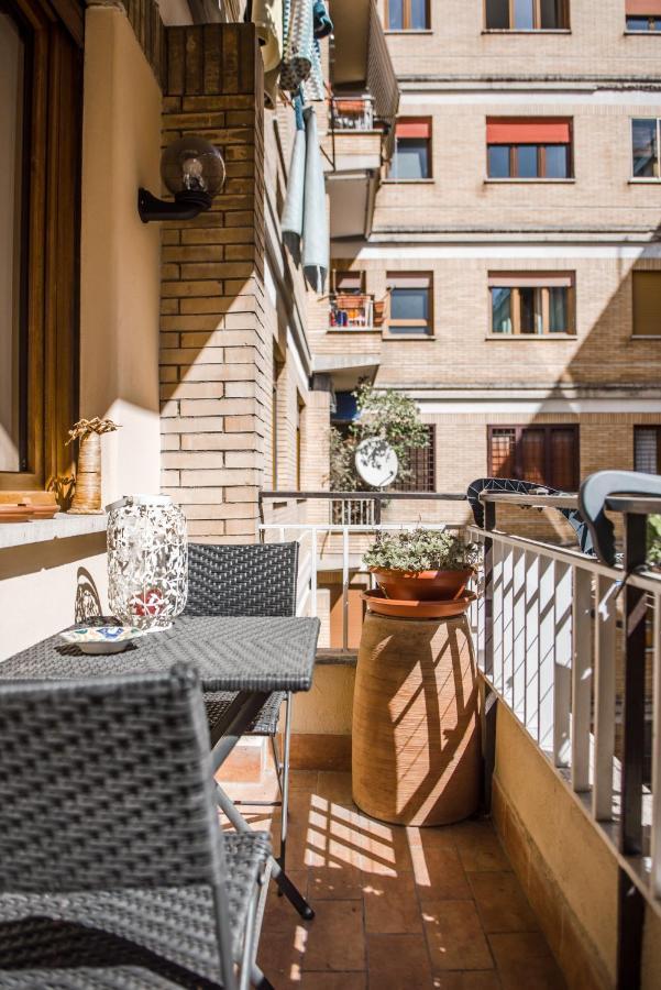 Casa 3 Santi, Your Contemporary Home In Rome Exterior photo